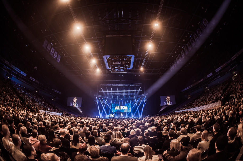 aki-rask-sami-hedberg-alive-151113_1