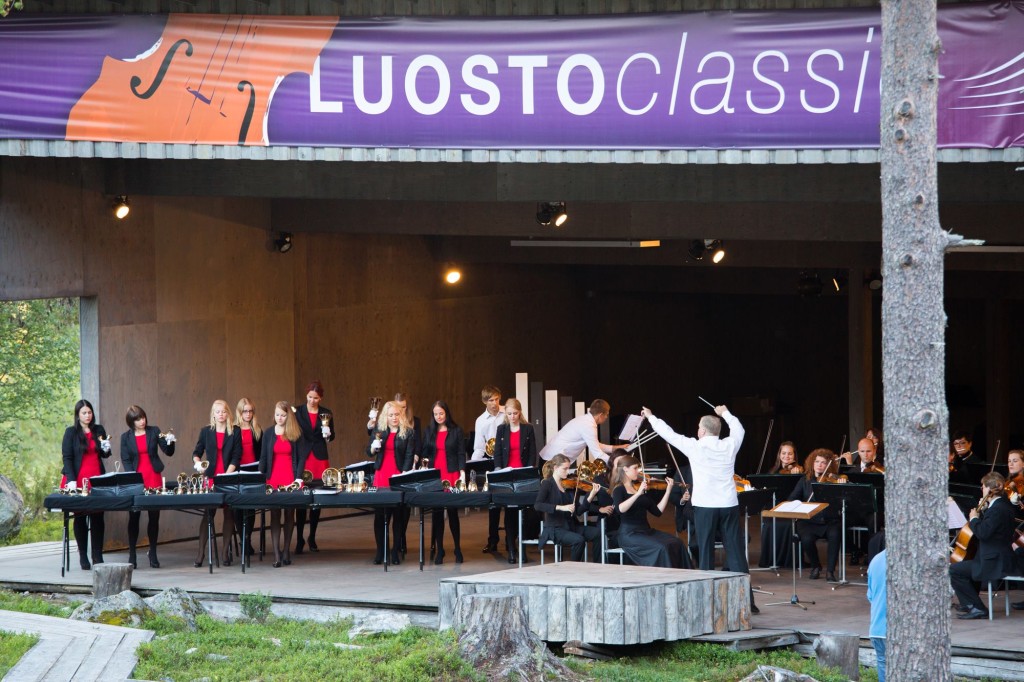 1074225_705385279477351_163533390_o