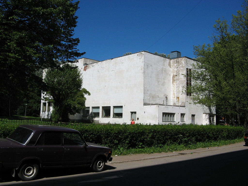 1280px-Aalto_library