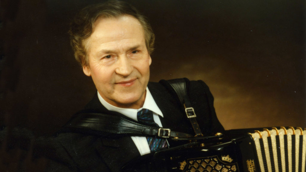 0512_lasse-pihlajamaa-1990-luku-kuvaaja-alli-leinonen_1920x1080