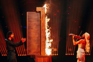 Bulgaria voitti Euroviisut – Suomen Linda Lampenius ja Pete Parkkonen sijoittuivat sijalle 6